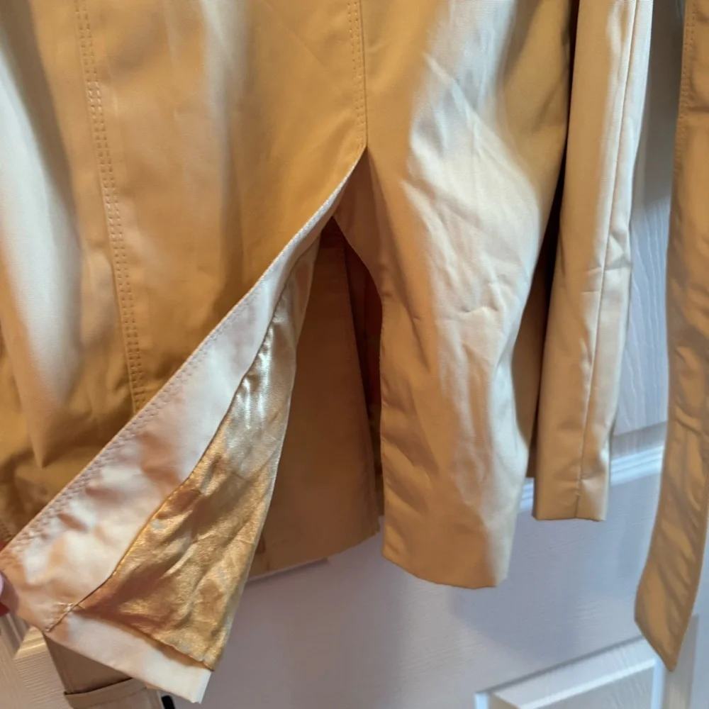 Joan Rivers Trench Rain Coat Beige Womens Small Button Front Pockets Belt Loops - Picture 7 of 14